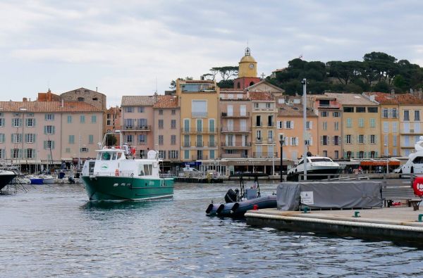 [1/2] Navettes maritimes dans le golfe de Saint-Tropez: l'alternative aux bouchons