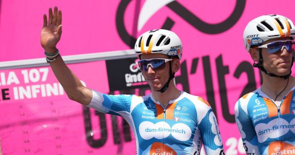 Cyclisme – Giro : Bardet garde le moral