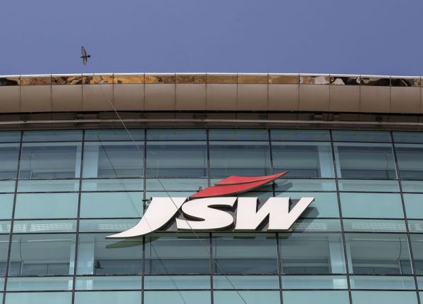 L'entreprise indienne JSW Energy affiche un bénéfice plus élevé au quatrième trimestre et approuve une levée de fonds de 1,2 milliard de dollars