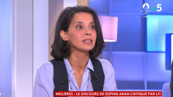 Molières : Sophia Aram dénonce les « tweets dégueulasses » des élus de gauche après son discours
