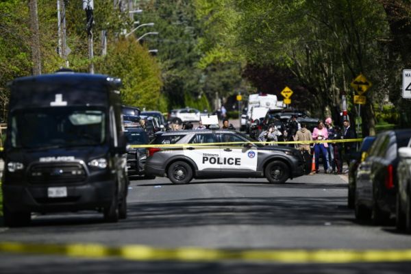 "Etrange coïncidence": Un agent de sécurité blessé par balle devant la résidence de Drake