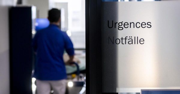 Le Conseil d'Etat fribourgeois lance sa campagne sur les urgences hospitalières