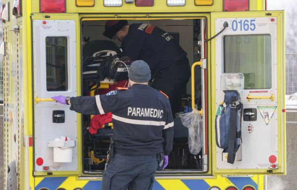 Québec réclame à nouveau une garantie du CRTC pour des services en français au 911