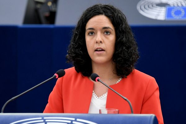 Élections européennes : Manon Aubry (LFI) bientôt visée par une plainte en diffamation ?
