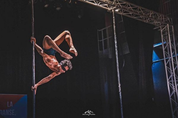 Sofiane Bennabi, la pole dans la peau