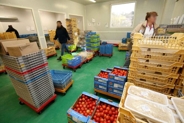 Un débrayage annoncé à la cuisine centrale Elior à Hyères