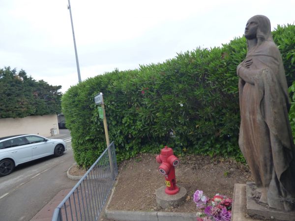 Malgré une décision de justice, une autre statue religieuse réapparaît à Cogolin