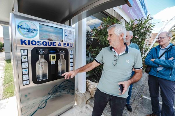 ▶️ À Lons, il ouvre un kiosque à eau pour éviter le gaspillage de bouteilles plastiques