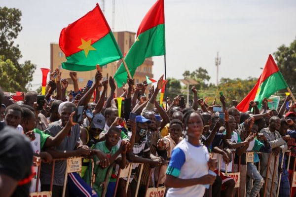 Le Burkina Faso prolonge de cinq ans le règne de la junte
