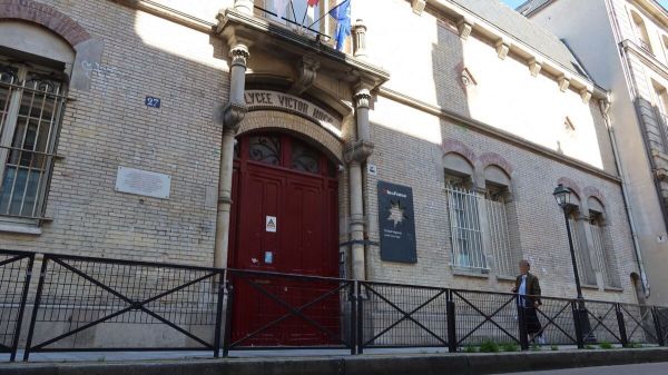 Violences racistes au lycée Victor-Hugo à Paris : prison avec sursis pour deux membres de la Division Martel