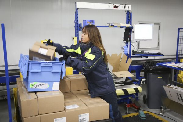 DHL prend les rênes de la distribution des médicaments Sanofi depuis la France