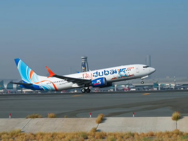 Flydubai célèbre ses 15 ans d’activité et dévoile sa livrée spéciale anniversaire
