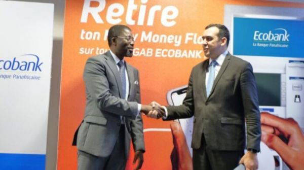 Moov et Ecobank : une nouvelle ère pour les retraits d’espèces sans carte bancaire