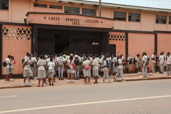 Au Cameroun, le taux de réussite au baccalauréat plafonne à 37 %, le pire depuis vingt ans