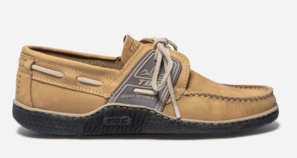 Du pont des bateaux à la ville : la bonne alternative aux sneakers