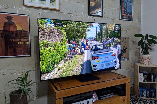 Test TCL 65C855 : le Mini LED plus fort que l'OLED ?