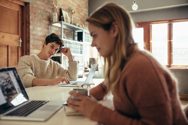 Pour augmenter votre bonheur, faites cette activité pendant le télétravail