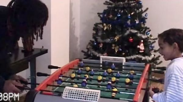Musique de la pub Danone « Champions de père en fils »