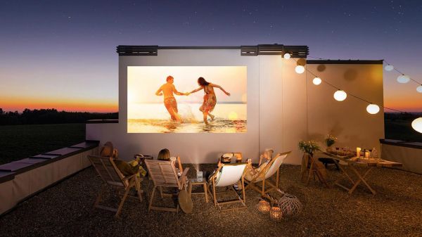 Comment regarder des films dans le jardin cet été ?