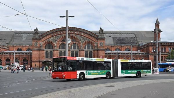 Allemagne: un ado de 15 ans avec autisme se fait passer pour un chauffeur de bus à Brême