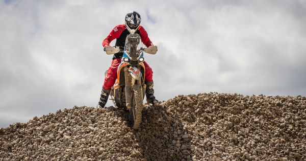 Essai moto de rallye – La Kove 450 Factory, pour bien entrer dans le monde du rallye-raid