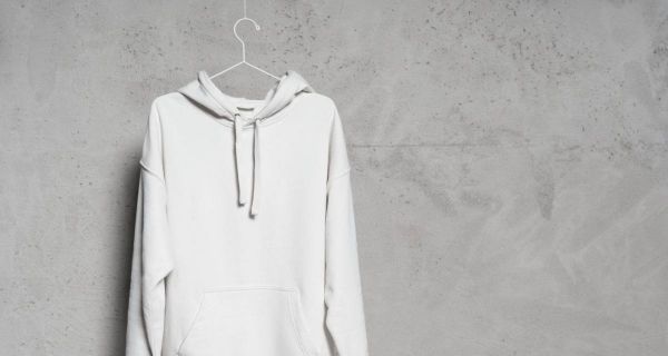 Le sweat à capuche : symbole de la masculinité contemporaine