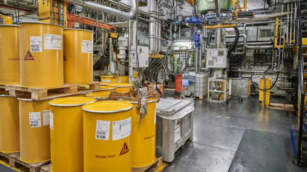 Le phénomène industriel Sika n'en finit pas de bétonner ses acquis