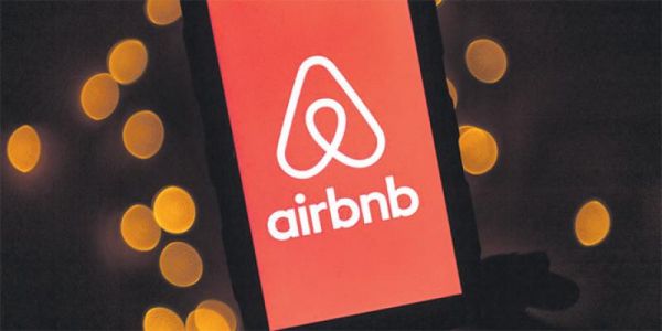 France : Un locataire Airbnb en litige pour une tâche causée par un gel douche !
