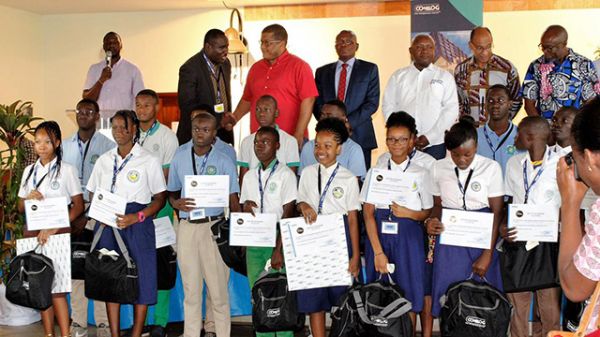 Gabon : Les 30 bourses du programme «Yam'na» de la Comilog pour les jeunes bacheliers