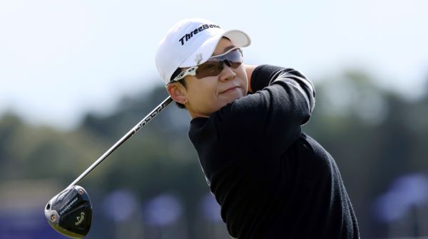 Shin profite des erreurs de Korda pour prendre la tête