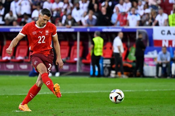 Football: Après Shaqiri et Sommer, Fabian Schär se retire