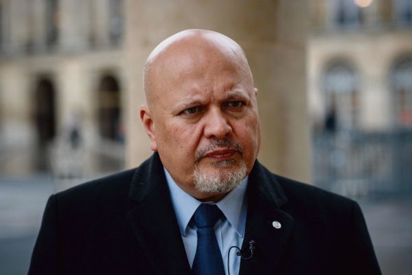 Karim Khan, procureur de la Cour pénale internationale, met la pression sur Benyamin Netanyahou