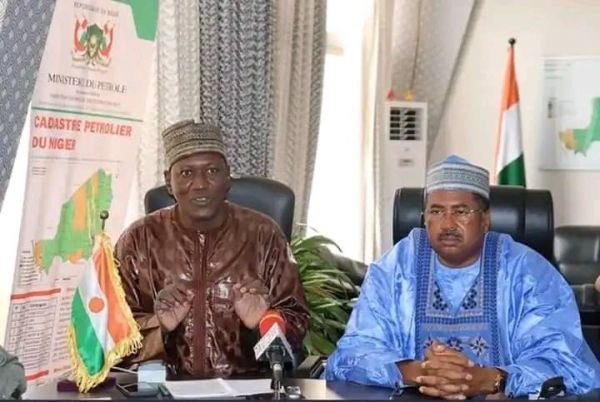 Le nouveau ministre Dr. Sahabi Oumarou prend officiellement fonction...