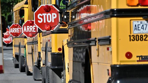 Un enfant happé par un autobus scolaire à Ahuntsic-Cartierville