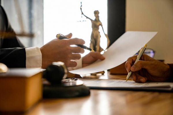 En cas d’échec de la condition suspensive de l’acheteur,  que devient l’indemnisation du conseiller immobilier ?