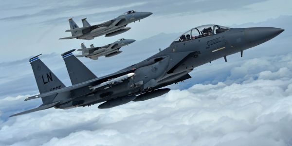 L’US Air Force cherche à adapter ses chasseurs au ravitaillement en vol.