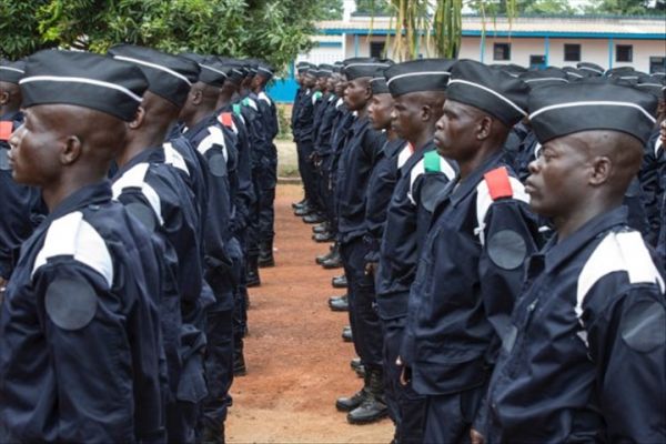 60 policiers et gendarmes suivent des formations sur le maintien et le rétablissement de lordre public (MINUSCA)