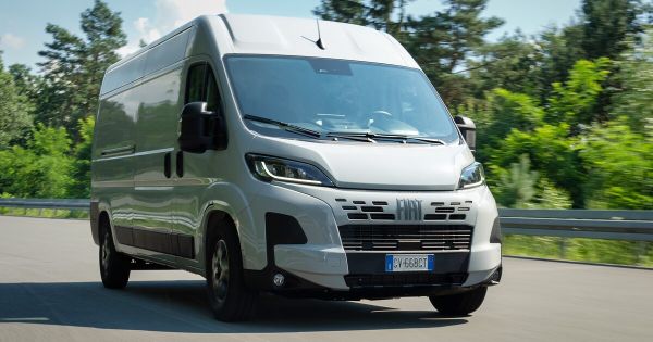 Grands fourgons Stellantis : Et de huit pour les quatre !
