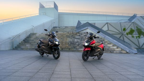 Le RayZR, scooter économique de Yamaha, débarque