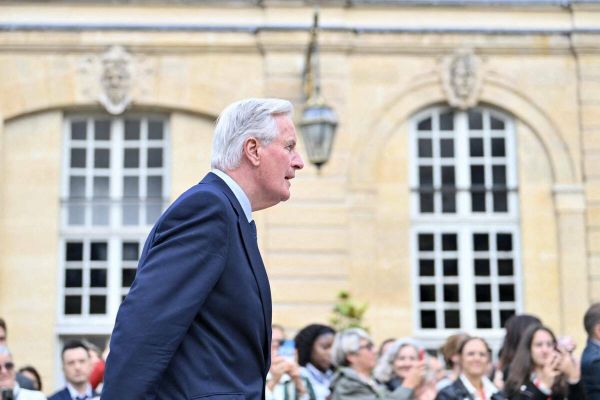 Michel Barnier "chiant” et "dénué d'humour” : ces commentaires glaciaux d'une cadre LR
