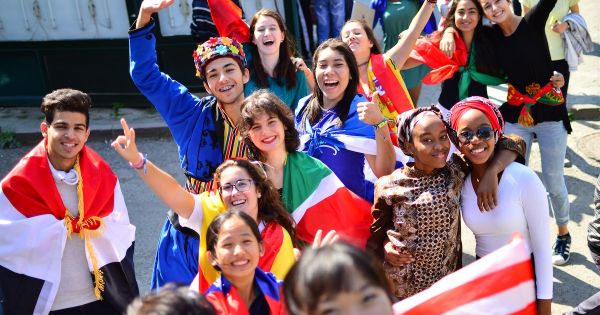PDG, princesse et astronaute : United World College, l'école internationale qui cherche sa place en France