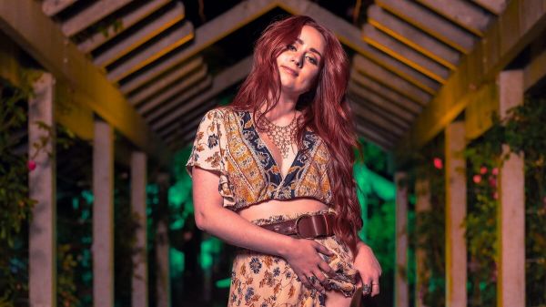 Un premier album pour la chanteuse country de Québec Allison Daniels: «Keith Urban m'a donné confiance en moi»