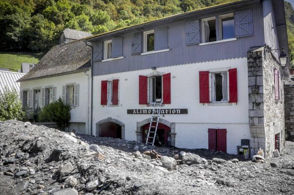 « Apocalyptique », « on n'a jamais vu ça » : les habitants d'Etsaut sous le choc après les inondations en vallée d'Aspe