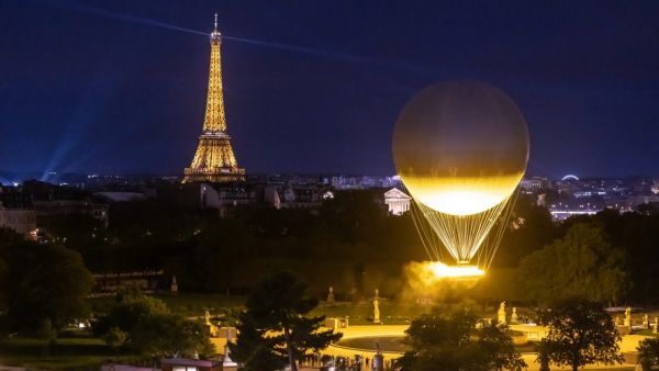 Jeux Paralympiques 2024 - "Paris est une fête" : French touch, Ali Stroker et flamme olympique, ce qu'il faut savoir de la cérémonie de clôture