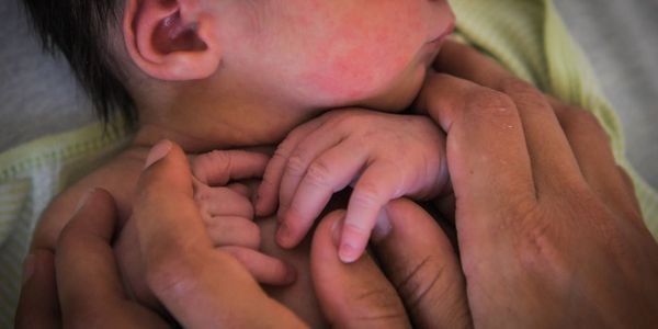 Léon, Cassandre... Allons-nous assister à un «effet JO» sur les prénoms les plus donnés aux enfants en 2025 ?