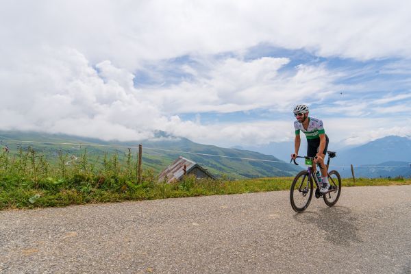 Saint-François-Longchamp : Le paradis des cyclistes au cœur des Alpes