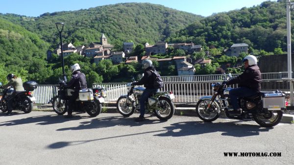17e rassemblement de la Royal Association au bord du Tarn