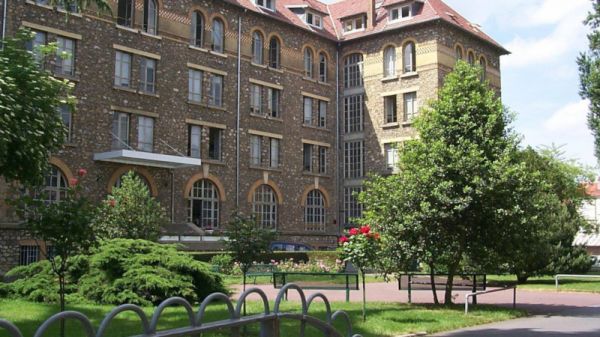 Sous prétexte d'économies, au ministère de l'Éducation nationale, la gabegie ?