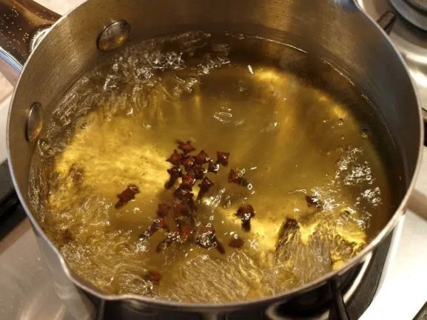 Boire du thé aux clous de girofle: Les incroyables avantages pour la santé