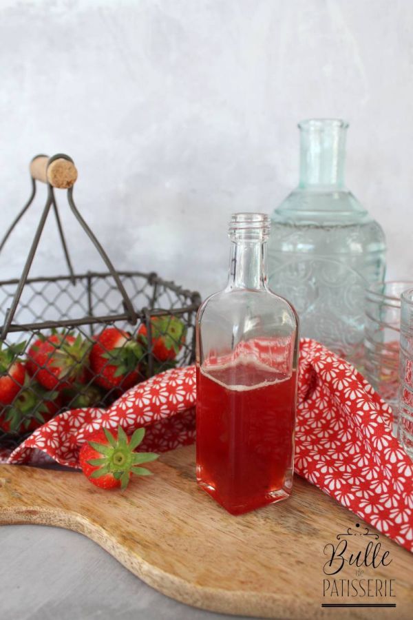 Sirop de queues de fraises